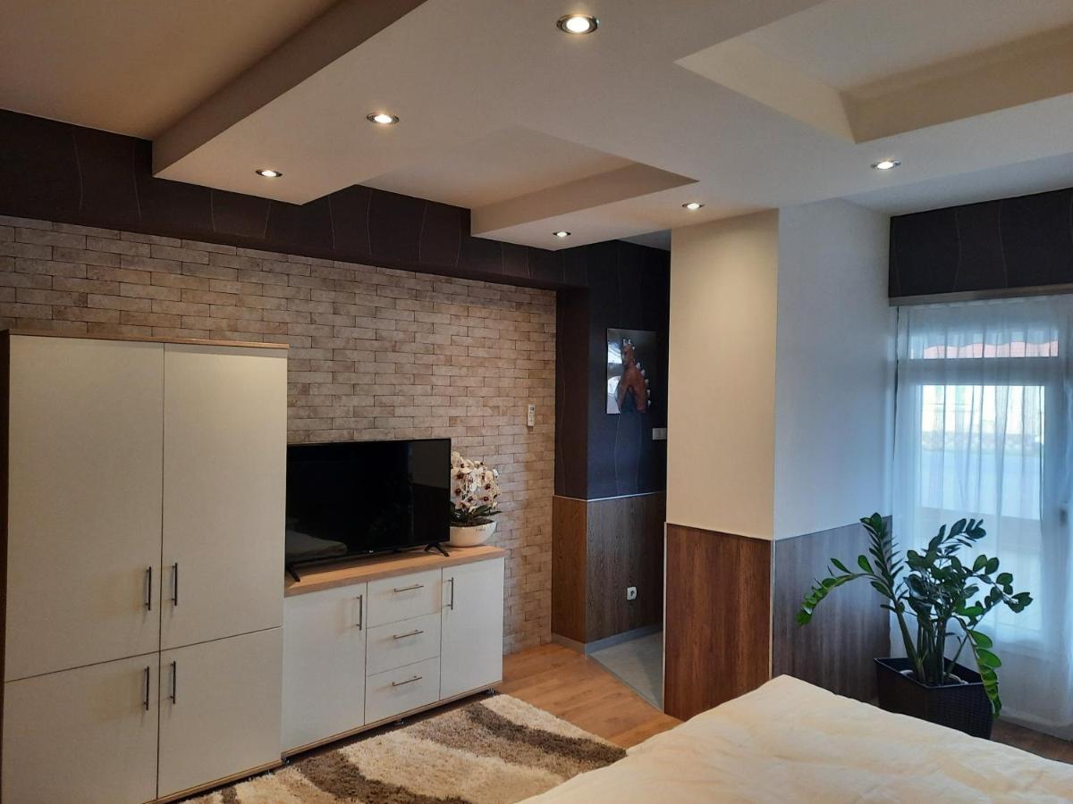 Nagykáta Fenyo Apartman 아파트 외부 사진